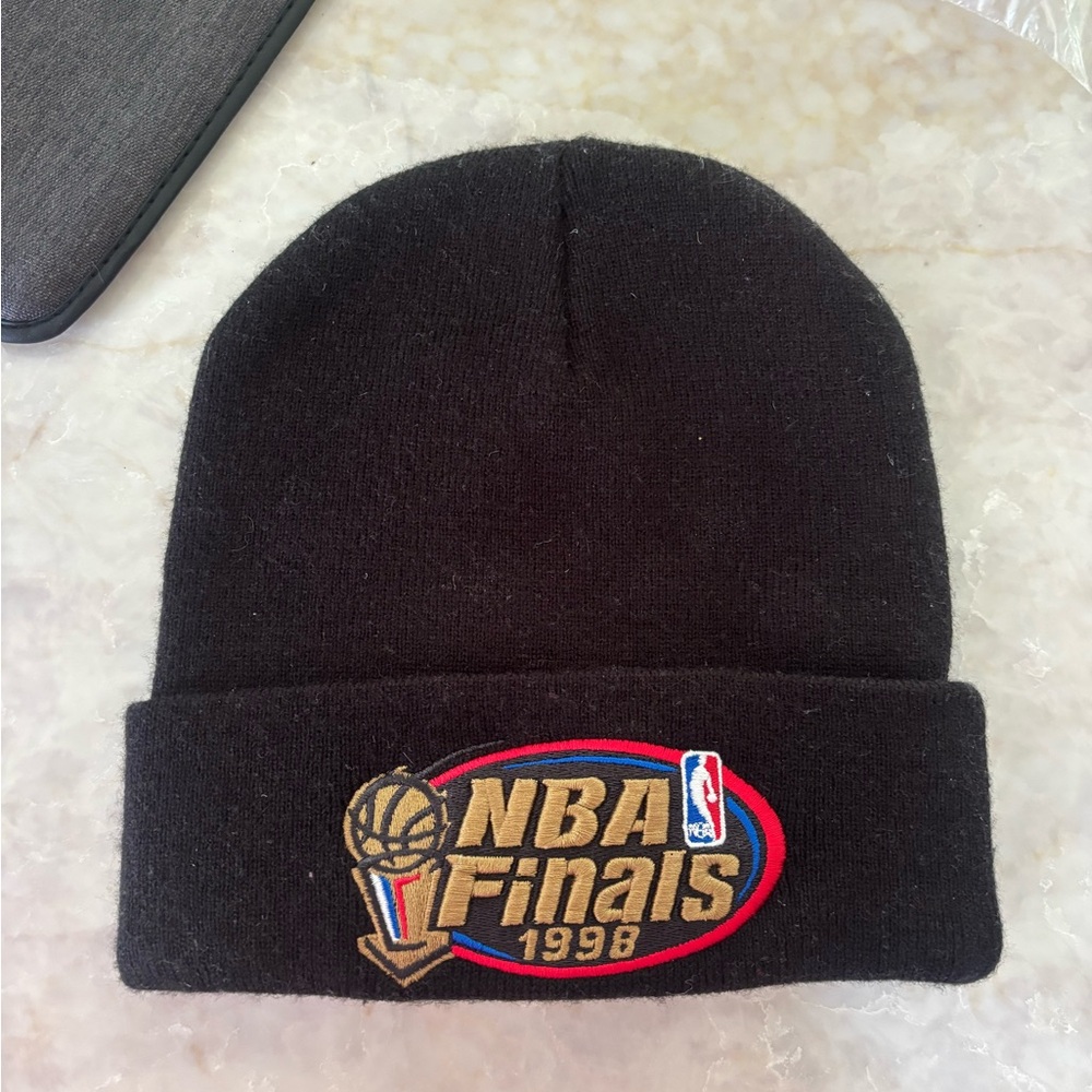 Mitchell& ness beanie